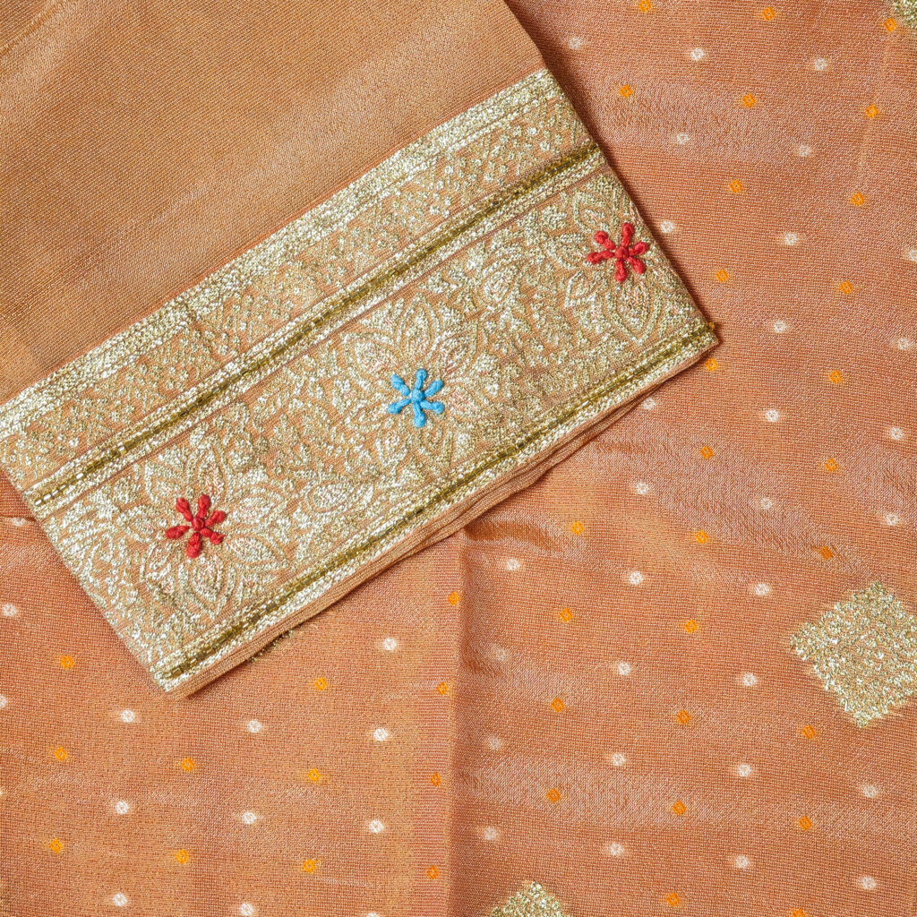 Dupattas That Do More: Handwoven Elegance at Silk & Satin Weaves