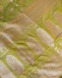 Banarasi Mashru Silk Saree - Image 4