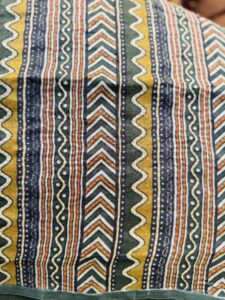 Tussar Kantha Saree - Image 2