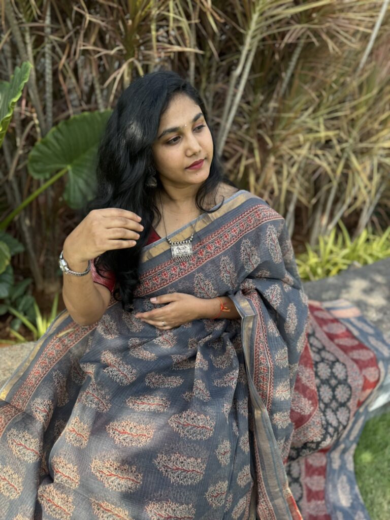 Welcome to Silk & Satin Weaves – Where Tradition Meets Trend